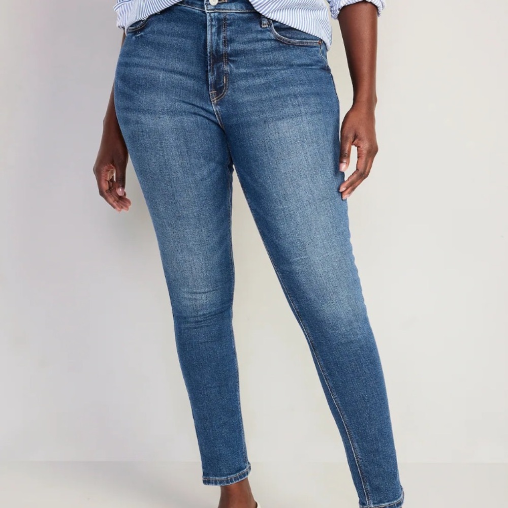 2 Pairs! Old Navy High-Rise Super-Skinny Jeans